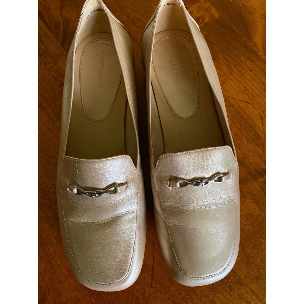 Trotters Classic Loafers Tan Leather Horsebit Chain Detail Slip On Shoes 10 wide